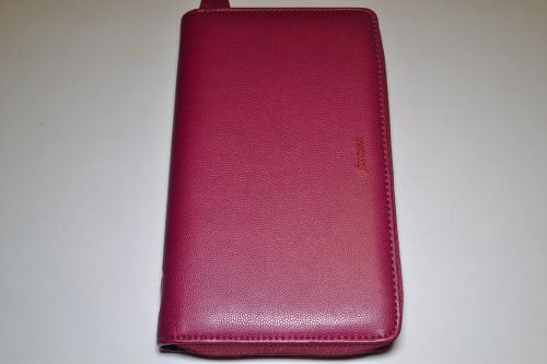 Filofax PennyBridge Compact Organizer in Raspberry