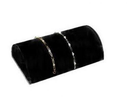 8 1/4&#034; x 4 3/4&#034; x3&#034; Black Velvet Half Moon Bracelet Watch Chain Ramp