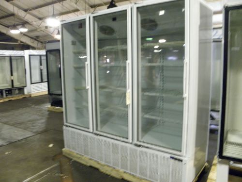 MASTER BILT BMG-74 THREE DOOR REFRIGERATED MERCHANDISE DAIRY DELI MEAT DISPLAY