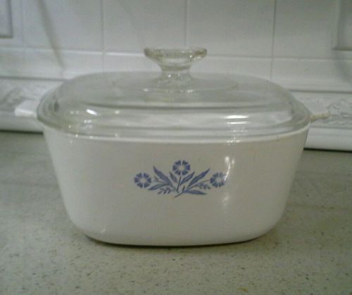 VGC Vintage Corning Ware Blue Cornflower 2 1/2 Qt 2.5 QUART Casserole P -2 1/2 -