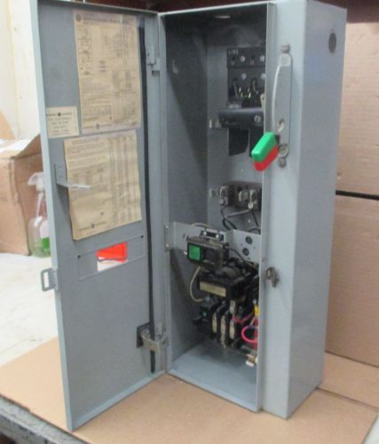 GE Combination Magnetic Starter CR308 600V Max Complete Enclosure 300 Line Contr