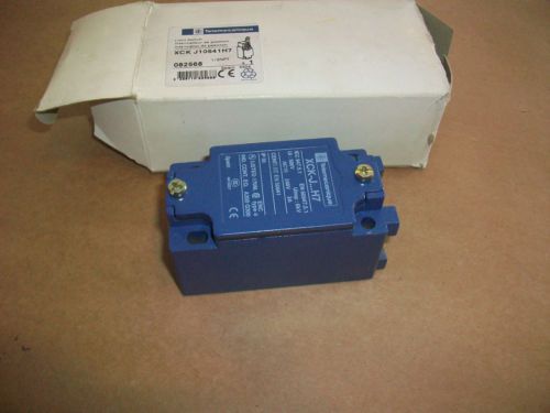 Telemecanique Limit Switch XCKJ10541H7   NEW IN BOX