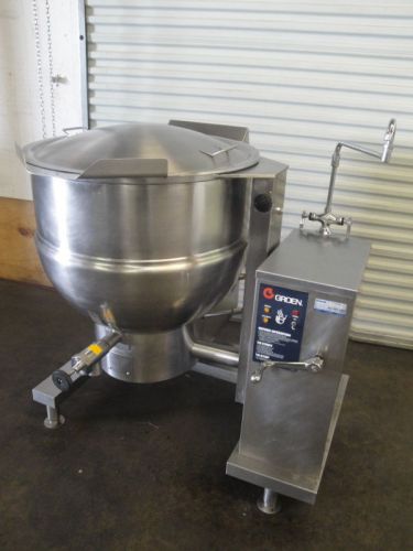 GROEN 60-GAL. NATURAL GAS STEAM JACKETED TILT KETTLE.