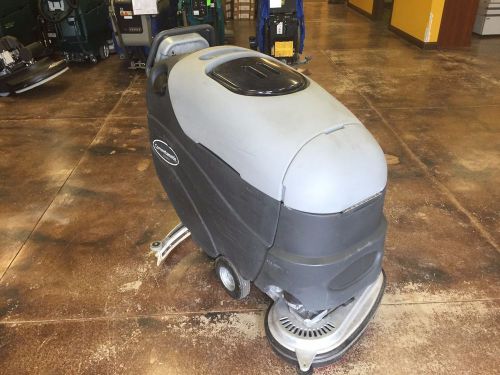 Advance Convertamatic 26&#034; Auto Floor Scrubber