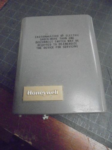 Honeywell type ra89a 1074 3 switching relay - boiler furnace circulator control for sale