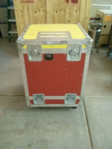 NOVELLUS Keal Case Heavy Duty 25L&#034;x25W&#034;x35H&#034; W/ Casters