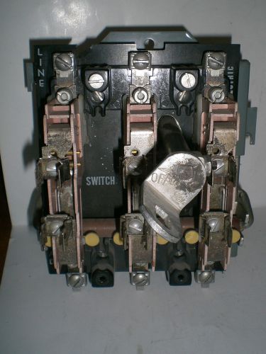 GE THC31 30A Disconnect Switch, 3-Pole