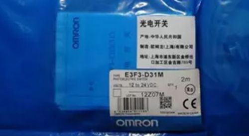 1PC NEW OMRON E3F3-D31M