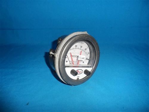 Dwyer 3050MR Photohelic Pressure Switch Gauge