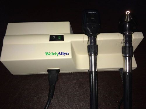 Welch Allyn 767 Wall Transformer w/ Otoscope Heads 25020 &amp; 11710