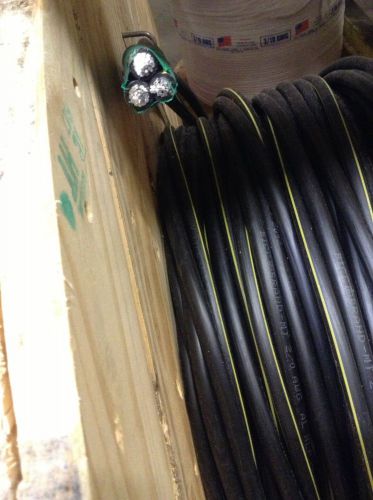 375&#039; Monmouth 4/0 4/0 4/0 600 volt aluminum urd underground xlp use cable wire