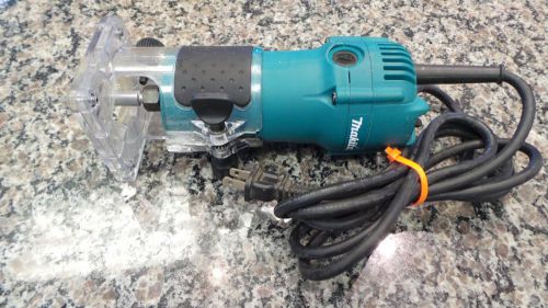 Used makita 3709 1/4-inch 4.0-amp laminate trimmer 103198-7   (r) (bbb-11) for sale