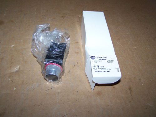 ALLEN BRADLEY 800MR-A2AK SMAL ROUND BLACK CAP FLUSH HEAD PUSH BUTTON