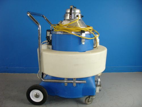 Commercial 12-15 Gallon Carpet Extractor