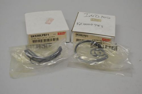 LOT 2 NEW SCHRADER BELLOWS SKS30LP871 SEAL KIT LP 3 IN BUNA D237388