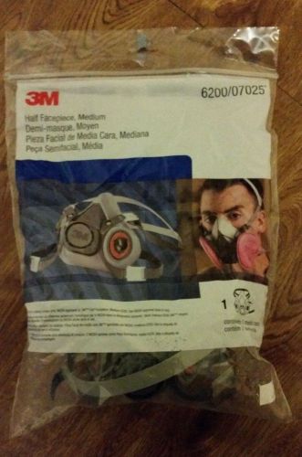 3M Half Mask Facepiece 6200/07025 Respirator