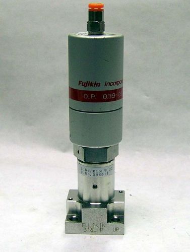 New Fujikin Pneumatic Valve N.C. 0.39~0.59 Mpa 316L-P SS Stainless Steel 083911