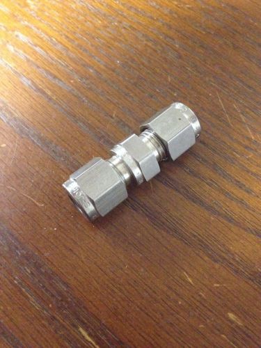 Bi-lok 1/4 inch union compression air fitting