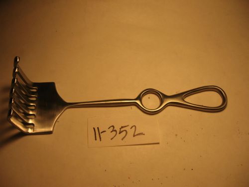 ISRAEL RETRACTOR BLUNT &#034;9 &#034;