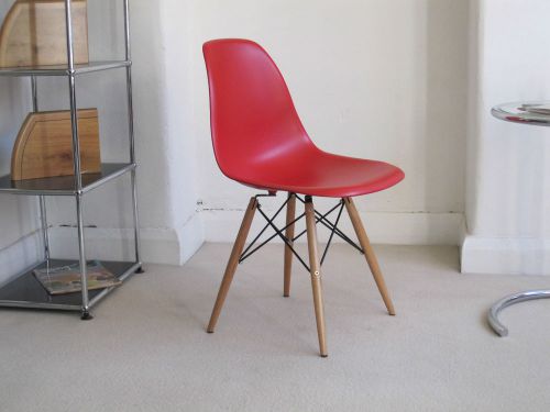 Bid for - repro of charles eames dsw chair in matt red abs plastic maple legs for sale