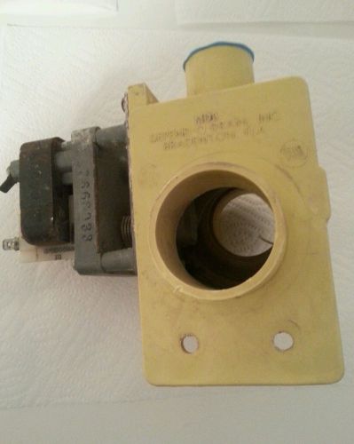 Speed Queen Huebsch Front Load Superload 25# Washer Drain Valve