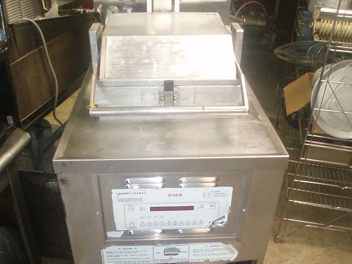 HENNY PENNY GAS SMS PRESSURE FRYER DETROIT CHICKEN FRYER W/ FILTRATION FRIED