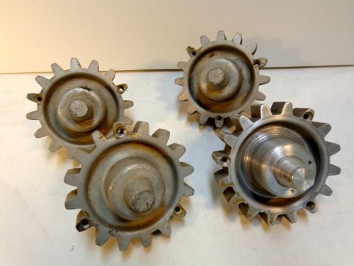 4 Vintage Aluminum Gears,Steampunk,Machine Age Cogs,Robot,Altered Art,Industrial