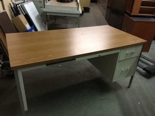 SINGLE PEDESTAL DESK by HON OFFICE FURNITURE w/ MED OAK COLOR LAMINATE TOP