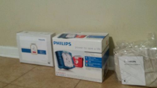 Philips HeartStart Home Defibrillator (AED)+ adult practice pads + wall mount