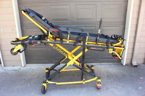 Stryker MX-Pro 650lb 6082 Ambulance Stretcher w/ O2 Holder IV Pole Ferno EMS Cot