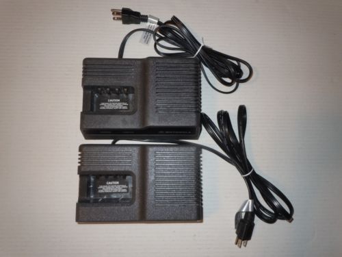 Lot of 2 MOTOROLA Battery Chargers Model NTN4633C