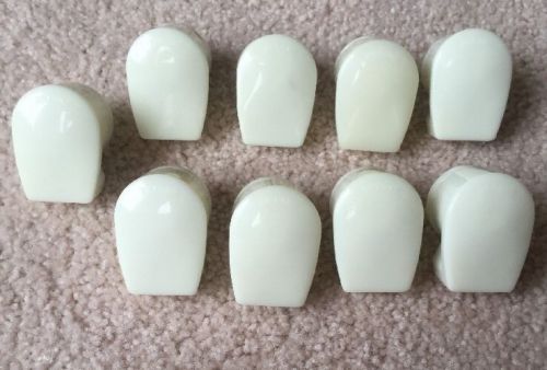 Bryant 4722-N White Nylon Angle Plug 12 Position Adjustment 15A 125V Lot Of 9