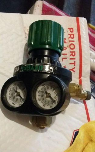 Genuine Victor Edge Series ESS3 Oxygen Regulator ESS3-125-540 part # 0781-5100-