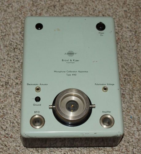 B&amp;K – BRUEL &amp; KJAER  MIC MICROPHONE 4142 CALIBRATION APPARATUS