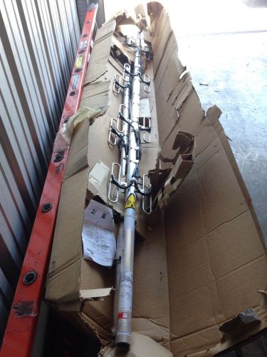 Commscope DB-420B  Vertical Antenna 450-470 MHz New Out Of Box $750 Richmond, VA