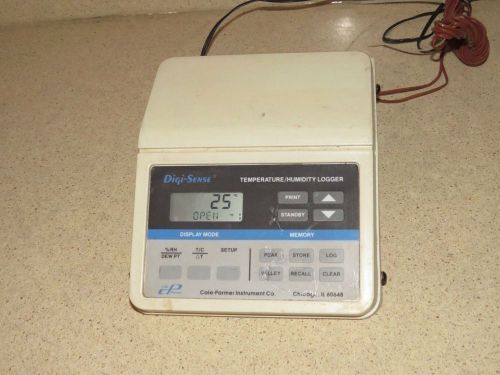 COLE-PARMER DIGI-SENSE TEMPERATURE / HUMIDITY LOGGER MODEL 91090-00