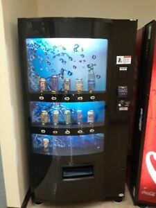 Vendo 721 Soda Can/Bottle Drink Vending Machine - ONLY 4 YEARS OLD!!!!