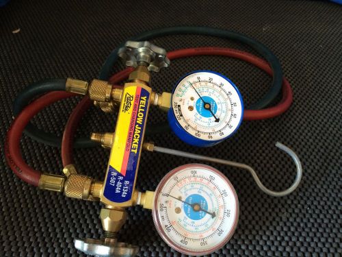 YELLOW JACKET MANIFOLD GAUGE SET