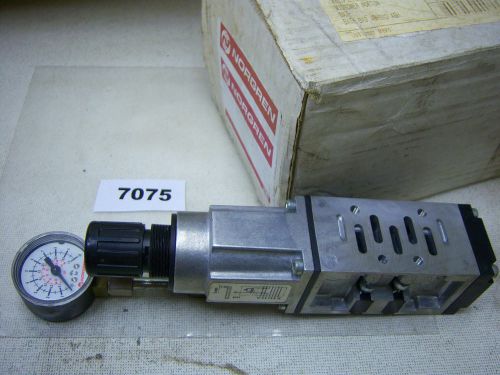 (7075) Norgren Valve V71002-KB3 W/ Gauge Max Inlet 16 Bar