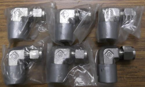 Superlok (cross ref SS-600-2-8) 3/8 tube x 1/2 NPT Elbows