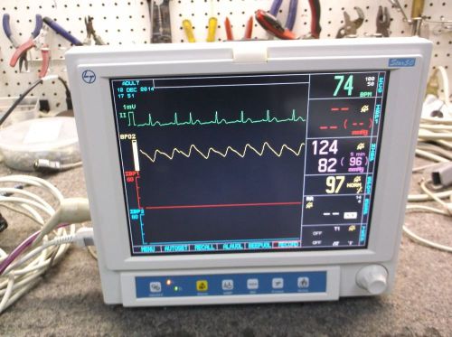 Larsen &amp; Toubro Model 200 Star 50 color patient monitor w/accessories