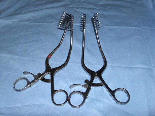 pilling weitlaner retractor  7x7   blunt pronge