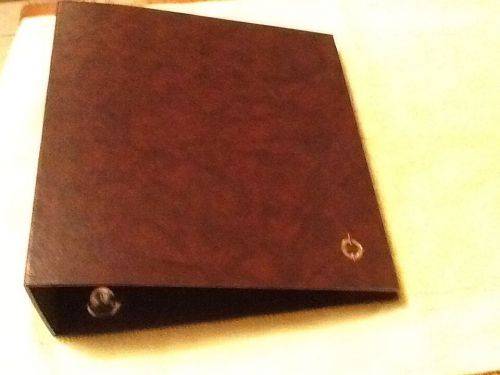 &#034;Franklin Covey&#034; CLASSIC - Storage Binder w/ D rings 8 1/2&#034; x 5 1/2&#034; (burgundy)