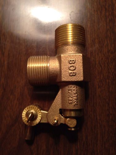 1&#034; NPT Inlet x 1&#034; NPT Outlet BOB Brass Float Valve