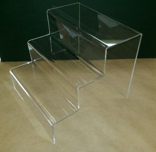 Acrylic display riser stairs Plexi toys