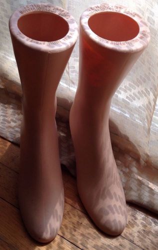 Pair of 9 1/2&#034; Tall Leg Forms Mannequin Shoe Form RPM Industries