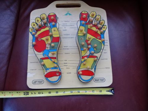 Feet  Nerve Pressure point  wooden teaching acupuncture device # 138 podiatry