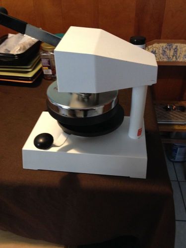 DoughPro Electro-Mechanical Pizza Press