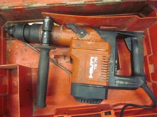 HILTI TE-75 ROTARY HAMMER DRILL W/ CASE. SEMI FUNCTIONAL! READ DESCRIPTION!