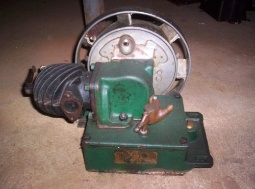 Nice Maytag Model 82 Multi-Motor Hit &amp; Miss Gas Engine Gyrator Washer Engine